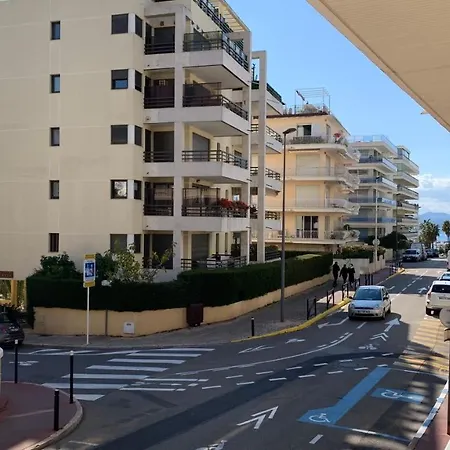 Palm Beach 4 Persons With Terrace Cannes